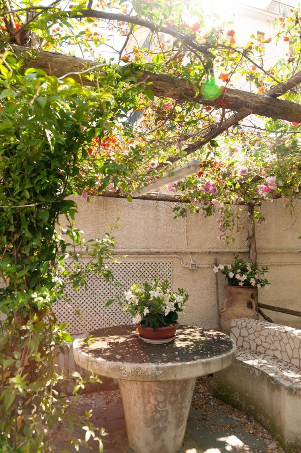 Apartamento Casa Teresinella Garden Torre Annunziata Exterior foto